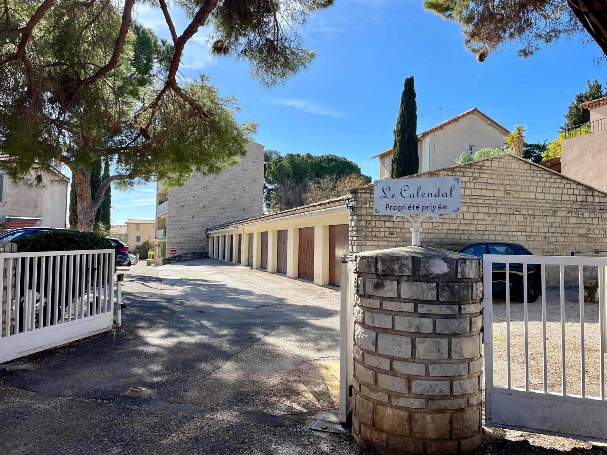 Ferienwohnung Au Coeur Et Au Calme De Bandol, Parking Et Climatisation Exterior foto