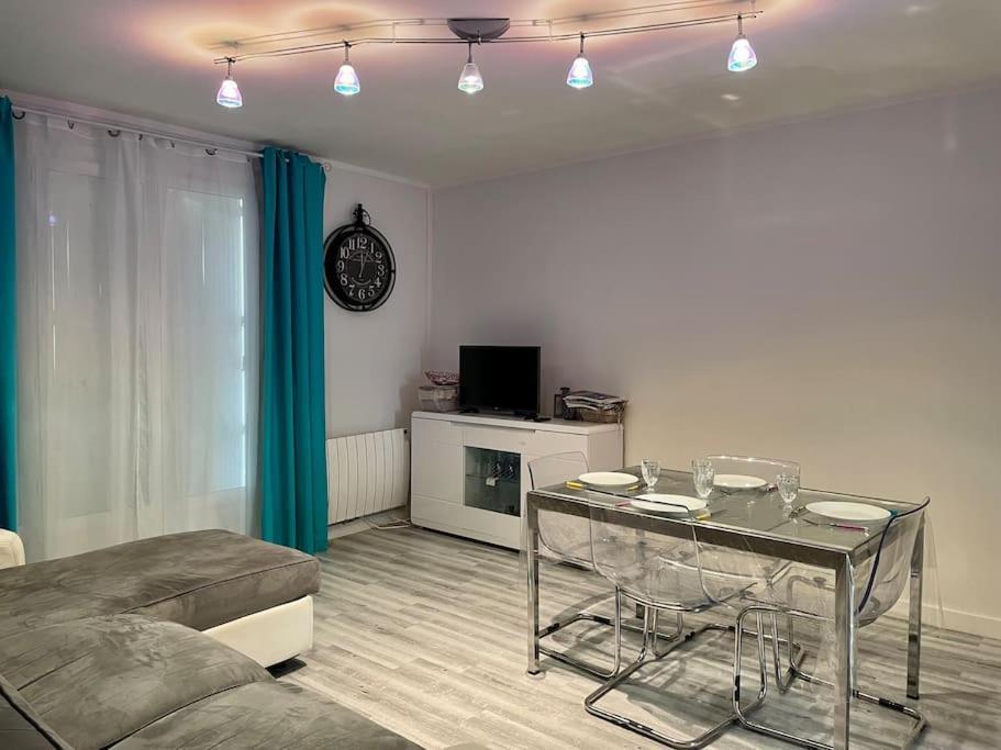 Ferienwohnung Au Coeur Et Au Calme De Bandol, Parking Et Climatisation Exterior foto